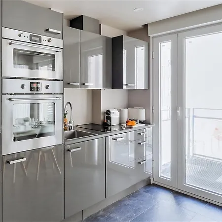 Refurbished Flat In Rue Cardinet, Sleeps 4 By Guestready Apartman Párizs